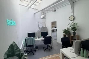 Bureau privé - 75003 - 6 postes - 1900€