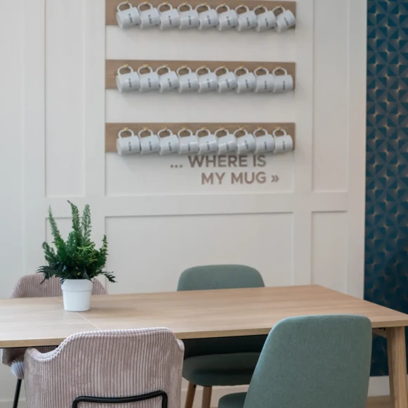 Bureau privé 13 m² 3 postes Location bureau Rue Maryam Mirzakhani Montpellier 34000 - photo 9