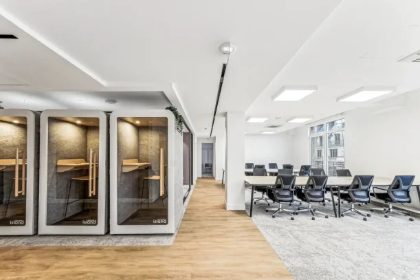 Espace indépendant - 75002 - 50 postes - 35900€