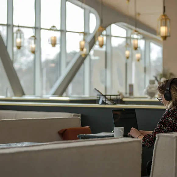 Bureau privé 32 m² 10 postes Location bureau Allée François Mitterrand Rouen 76100 - photo 5