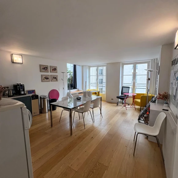 Open Space  6 postes Location bureau Rue des Arquebusiers Paris 75003 - photo 9