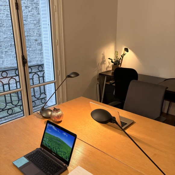 Bureau privé 14 m² 3 postes Location bureau Avenue Moderne Paris 75019 - photo 4