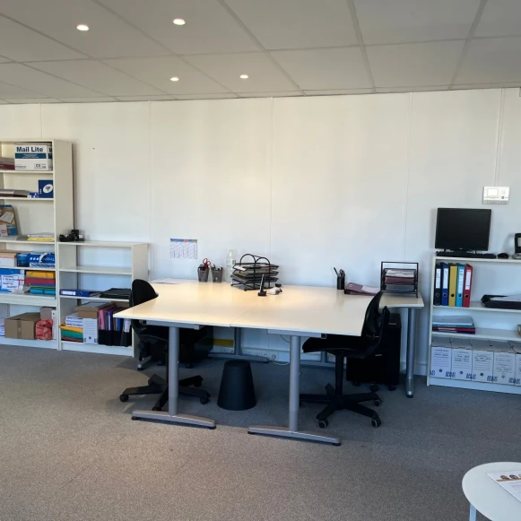 Open Space  4 postes Location bureau Boulevard de la République Chatou 78400 - photo 4