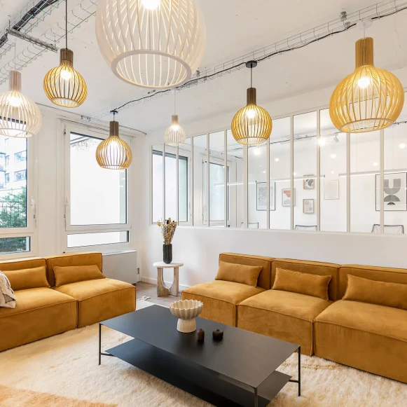 Espace indépendant 170 m² 28 postes Location bureau Rue d'Artois Paris 75008 - photo 4