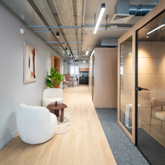 Bureau privé 302 m² 56 postes Location bureau Rue Lucien Sampaix Paris 75010 - photo 11