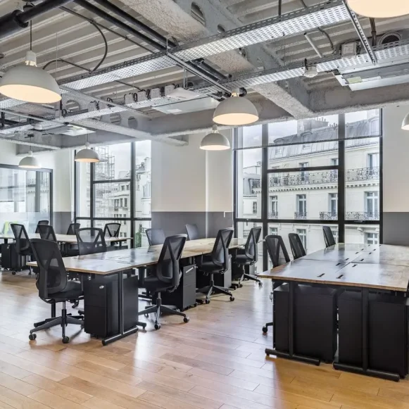 Bureau privé 115 m² 33 postes Location bureau Rue la Fayette Paris 75009 - photo 3