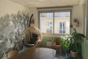 Bureau privé - 75011 - 5 postes - 1800€