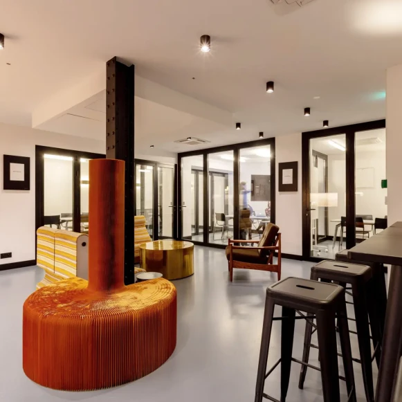 Bureau privé 15 m² 4 postes Coworking Rue la Vacquerie Paris 75011 - photo 7