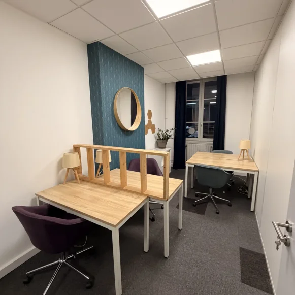 Bureau privé 15 m² 4 postes Location bureau Place de la Bourse Lyon 69002 - photo 3