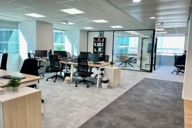 Bureau privé - 92400 - 42 postes - 25000€