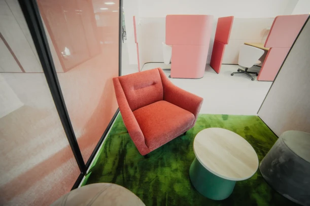 Bureau privé - 31300 - 12 postes - 9600€