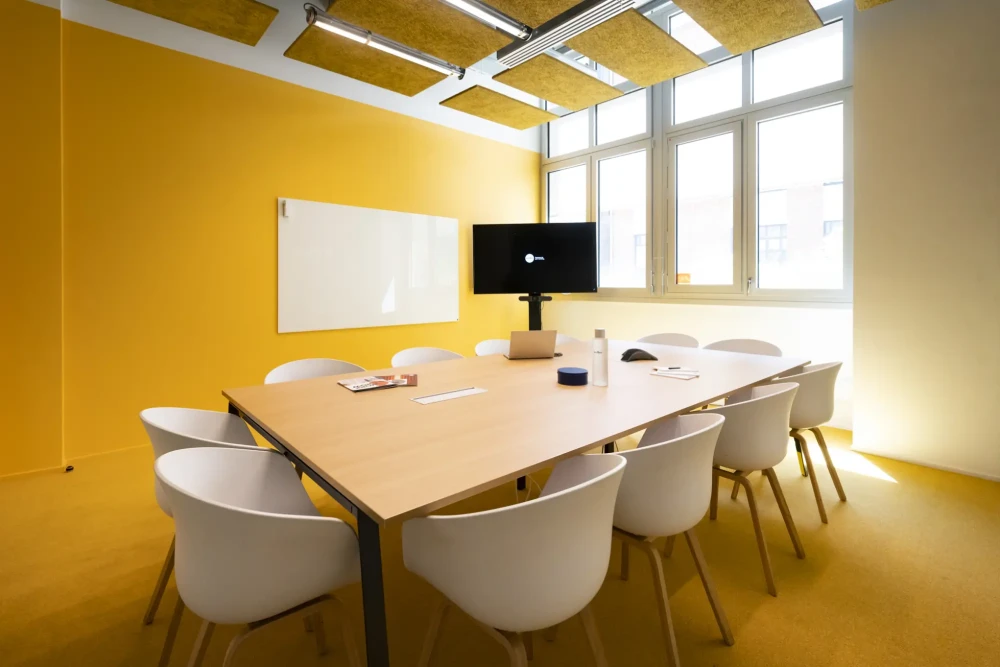 Bureau privé - 75018 - 6 postes - 3600€