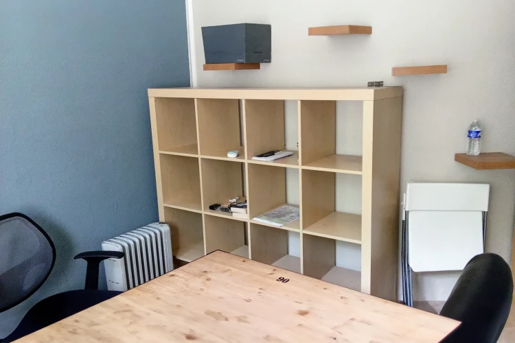 Bureau privé - 75011 - 1 poste - 490€