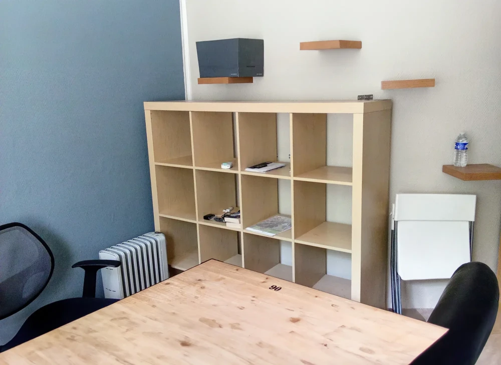 Bureau privé - 75011 - 1 poste - 490€