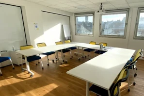 Open Space - 59800 - 6 postes - 250€