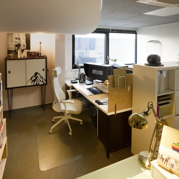 Bureau privé 18 m² 4 postes Coworking Rue Jacobi-Netter Strasbourg 67200 - photo 2