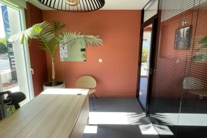Bureau privé - 33320 - 4 postes - 1200€