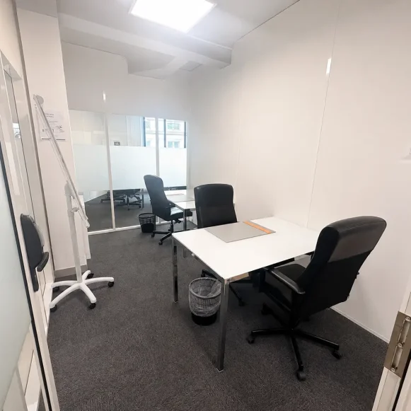 Bureau privé 9 m² 2 postes Location bureau Rue de Richelieu Paris 75002 - photo 1