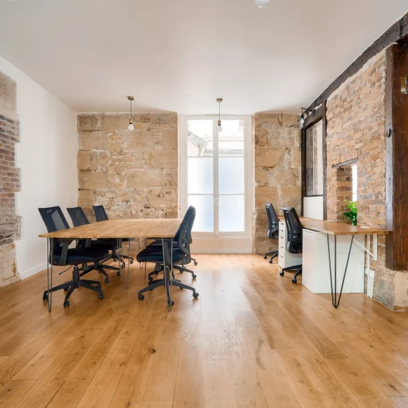 Espace indépendant 100 m² 18 postes Location bureau Rue Beaubourg Paris 75003 - photo 2