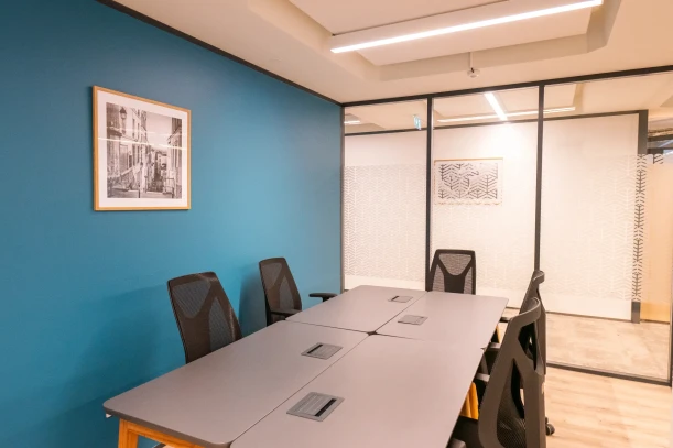 Bureau privé - 69006 - 5 postes - 1750€