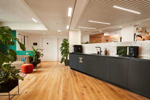 Bureau privé - 75008 - 4 postes - 4880€