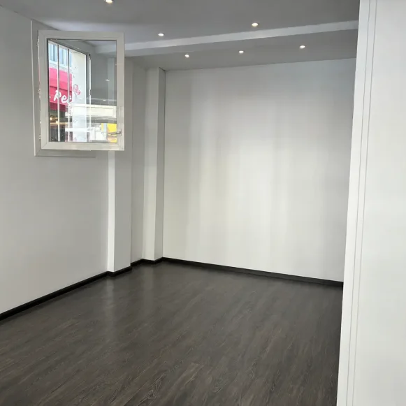 Espace indépendant 50 m² 6 postes Coworking Rue de Charonne Paris 75011 - photo 3