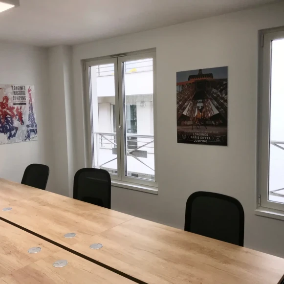 Bureau privé 130 m² 25 postes Coworking Rue Benjamin Franklin Paris 75016 - photo 4