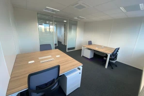 Open Space - 35760 - 4 postes - 308€