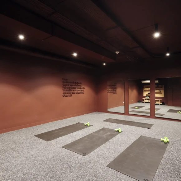 Bureau privé 28 m² 4 postes Coworking Rue de Laborde Paris 75008 - photo 8