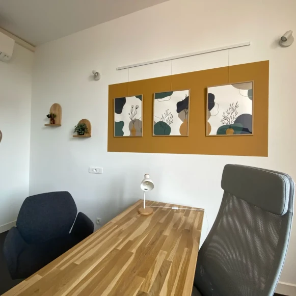 Bureau privé 19 m² 1 poste Location bureau Avenue Port Mahon Charente-Maritime 17400 - photo 4