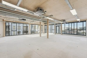 Bureau privé - 92110 - 40 postes - 10000€