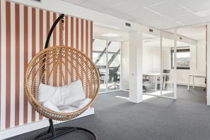 Bureau privé - 92500 - 4 postes - 1550€