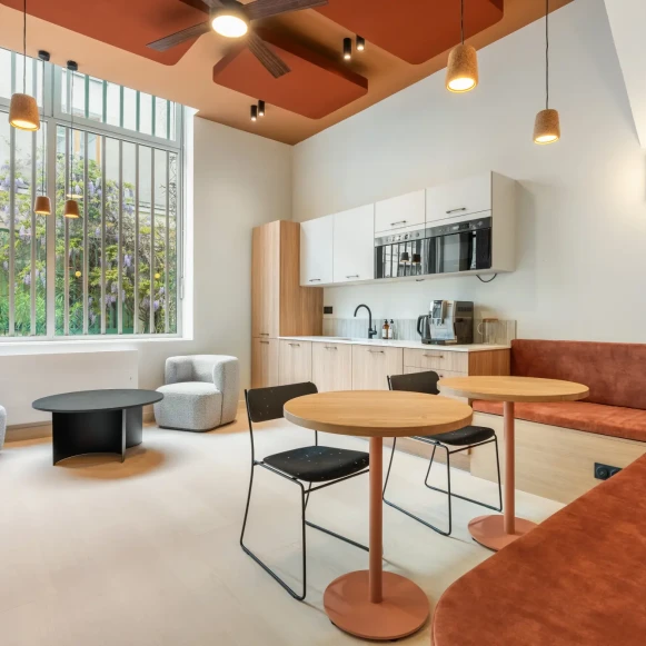 Espace indépendant 156 m² 22 postes Location bureau Rue Oberkampf Paris 75011 - photo 8