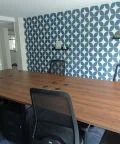 Open Space - 44000 - 5 postes - 270€