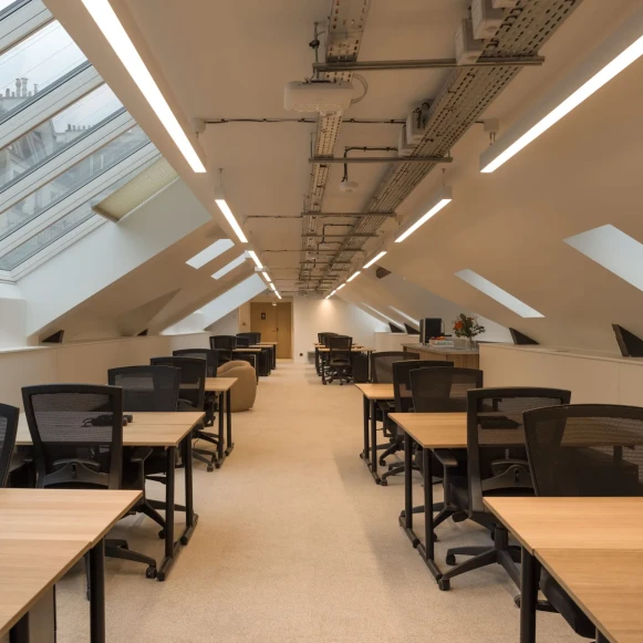 Espace indépendant 195 m² 32 postes Coworking Avenue Trudaine Paris 75009 - photo 1