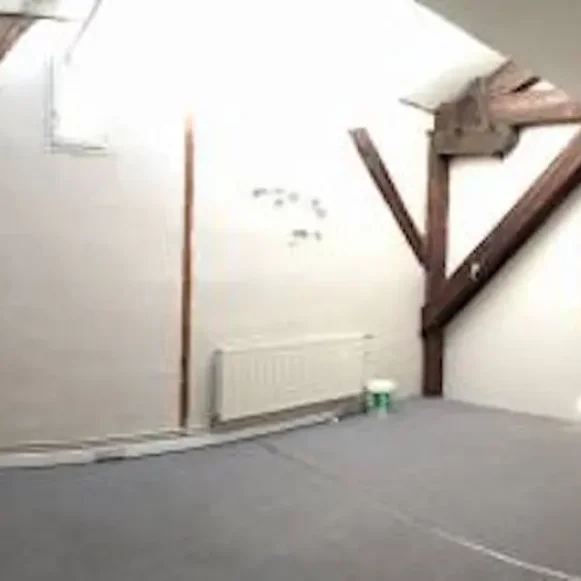 Espace indépendant 33 m² 3 postes Location bureau Rue Mariton Saint-Ouen-sur-Seine 93400 - photo 2