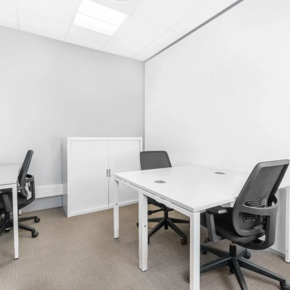 Bureau privé 12 m² 3 postes Location bureau Rue de France Nice 06000 - photo 2