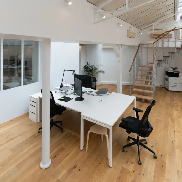 Open Space  4 postes Coworking Rue Louis Blanc Paris 75010 - photo 3