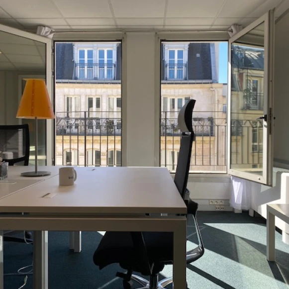 Bureau privé 15 m² 3 postes Coworking Rue des Petits Hôtels Paris 75010 - photo 7
