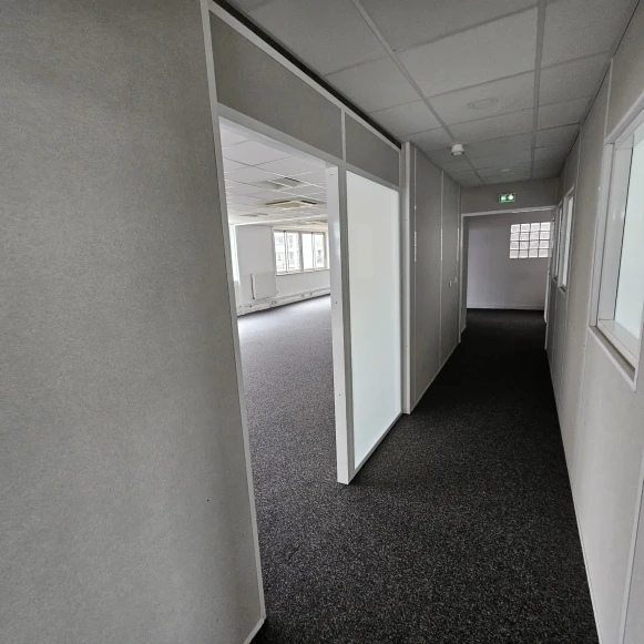 Espace indépendant 200 m² 20 postes Location bureau Rue de la Vanne Montrouge 92120 - photo 10
