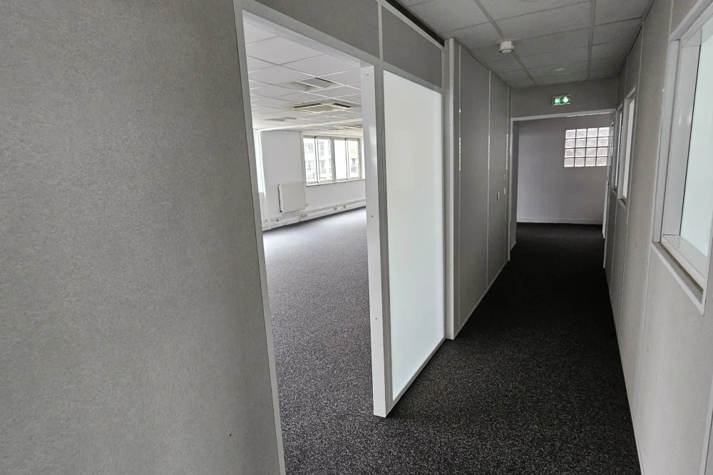Espace indépendant - 92120 - 20 postes - 2700€