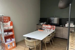 Espace indépendant - 75008 - 12 postes - 8500€