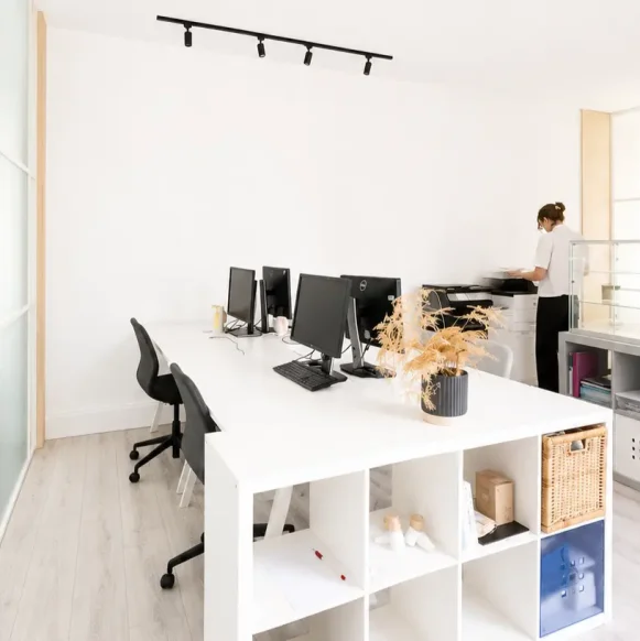 Open Space  4 postes Location bureau Passage de la Main d'Or Paris 75011 - photo 2