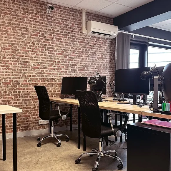 Open Space  28 postes Location bureau Rue Virginie Hériot La Rochelle 17000 - photo 4