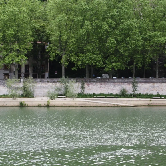 Bureau privé 20 m² 2 postes Coworking Quai Arloing Lyon 69009 - photo 6
