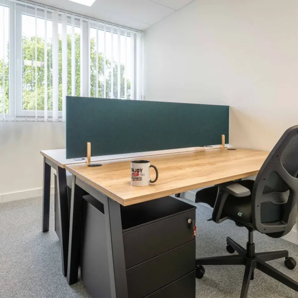 Bureau privé 14 m² 2 postes Coworking Rue de l'Industrie Mundolsheim 67450 - photo 1