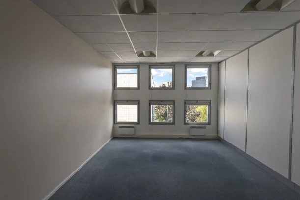 Bureau privé - 92110 - 7 postes - 770€