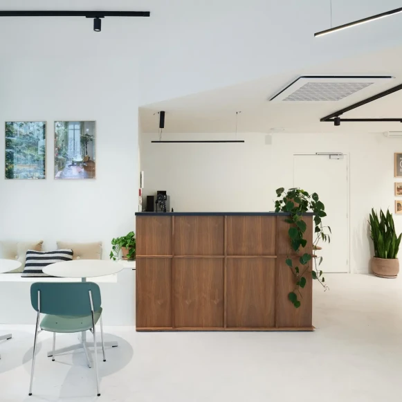 Espace indépendant 83 m² 16 postes Coworking Rue Laffitte Paris 75009 - photo 2