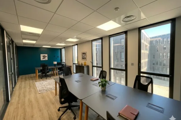 Bureau privé - 59650 - 10 postes - 2694€