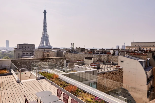 Open Space - 75016 - 18 postes - 710€